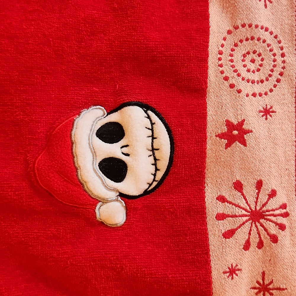 Nightmare Before Xmas hand towel - Picture 2 of 4